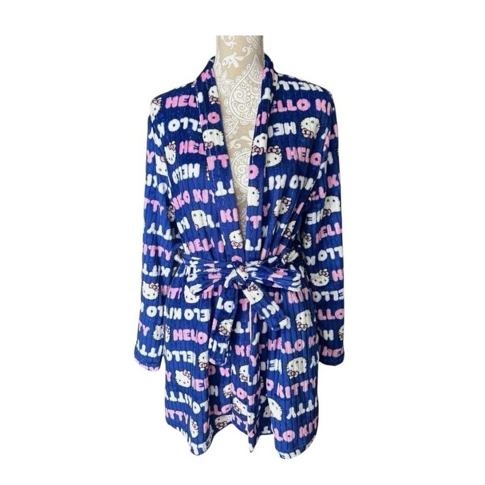 🆕 Hello Kitty robe